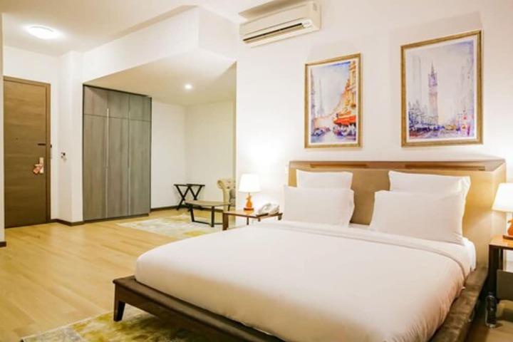 Room 38 of 110
