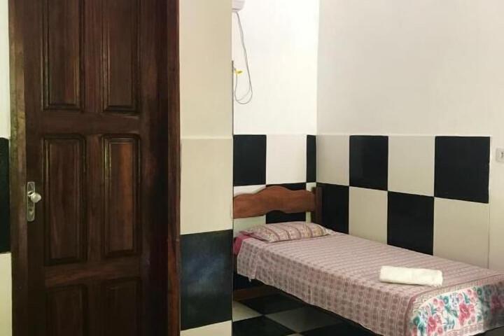 Room 74 of 93