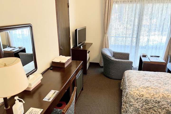 Room 17 of 178