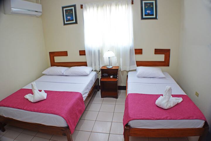 Room 11 of 24