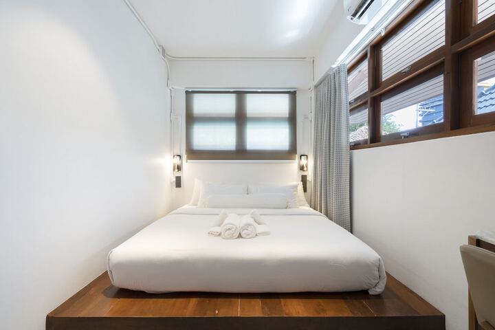 Room 53 of 219