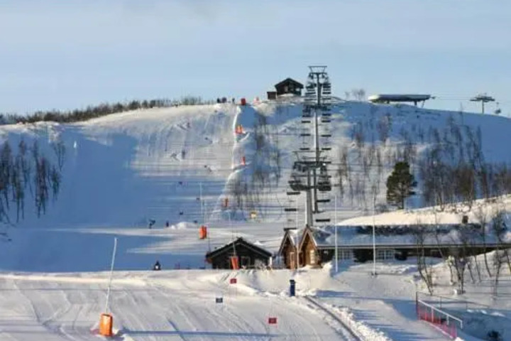 Exterior of KIKUT FJELLSTUE