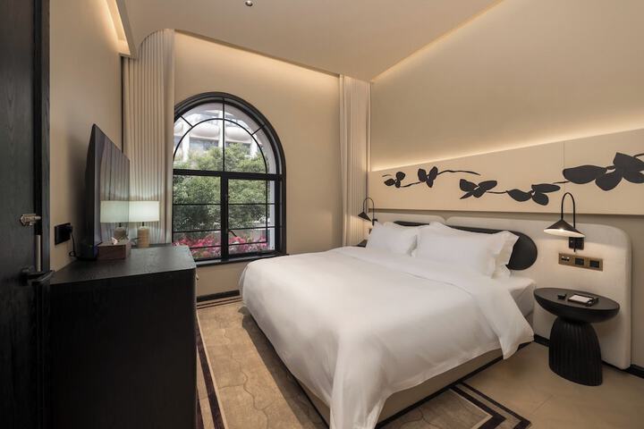 Room 50 of 134