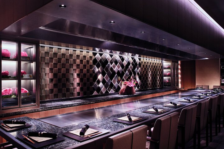 Dining 47 of 75