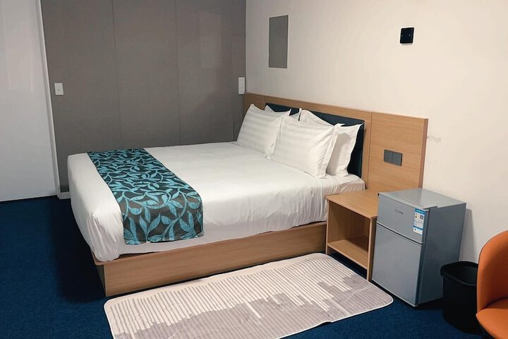 Room 2 of 26