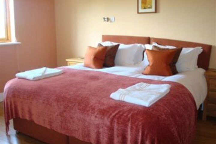 Room 104 of 108