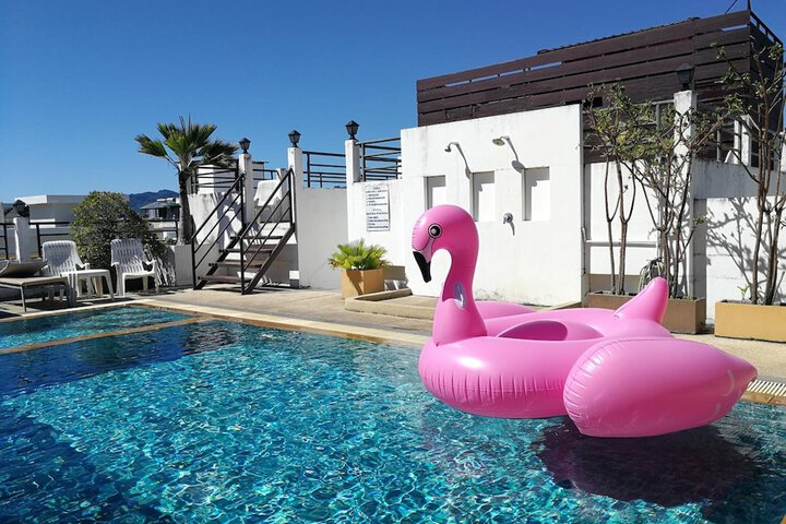 Pools & Facilities