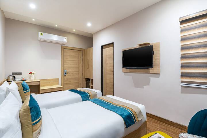 Room 29 of 36