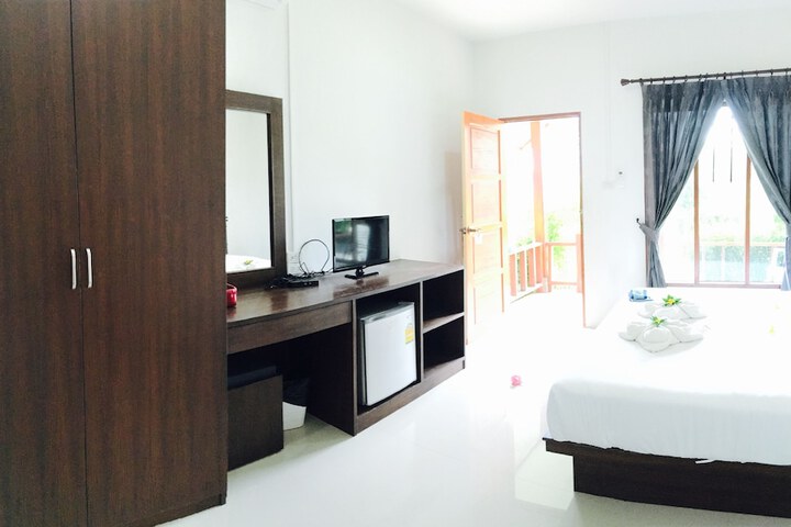 Room 36 of 84
