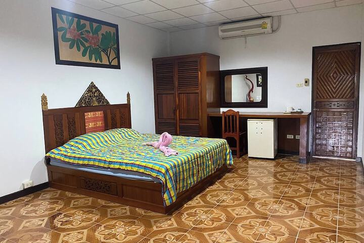 Room 19 of 52