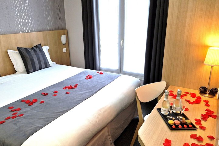 Room 16 of 31