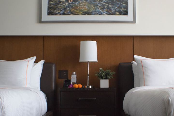 Room 17 of 48