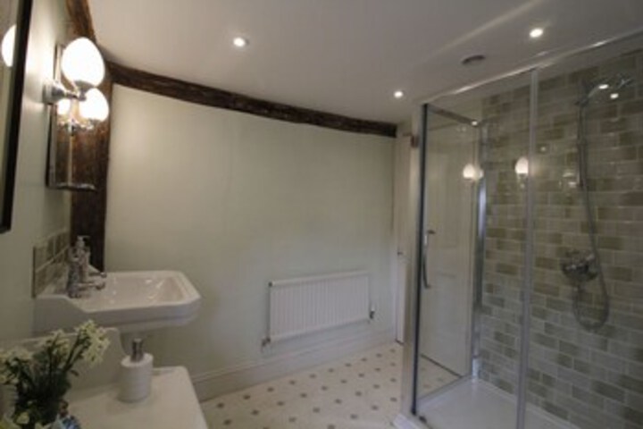Room 2 of 23