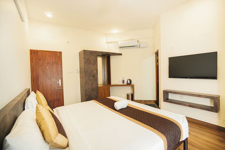 Room 9 of 54