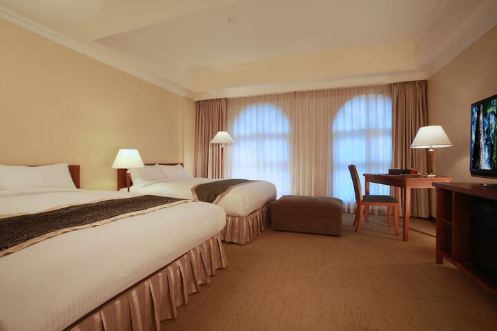 Room 25 of 45