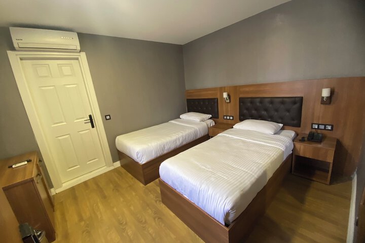 Room 9 of 59