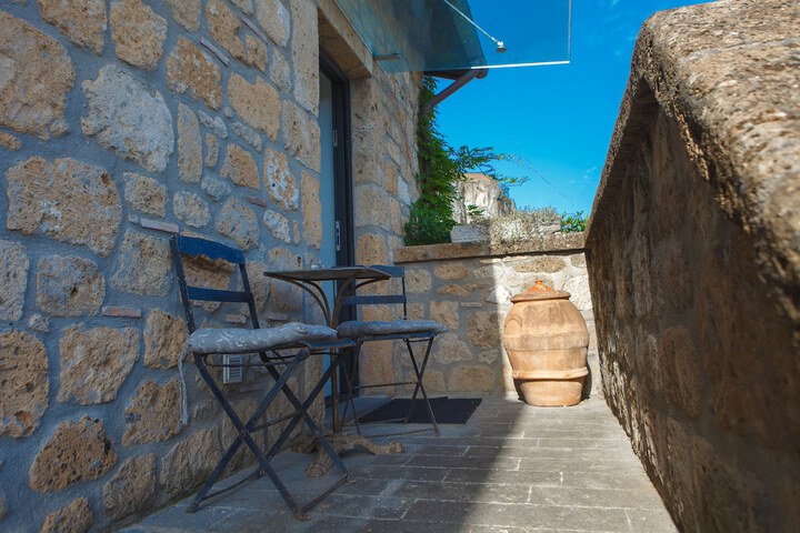 Terrace/Patio 93 of 170