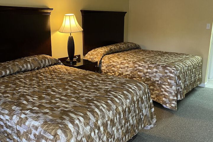 Room 12 of 34