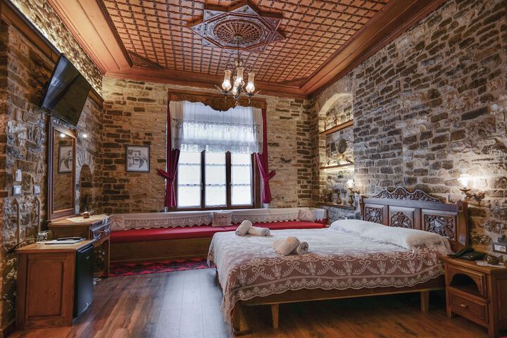 Room 19 of 62
