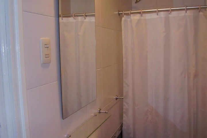 Room 7 of 14
