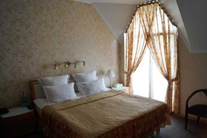 Room 11 of 47