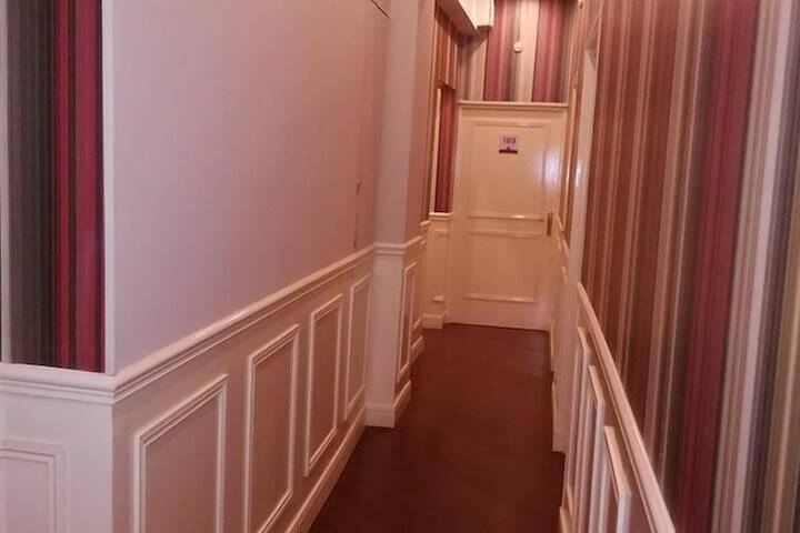 Hotel 2 of 62