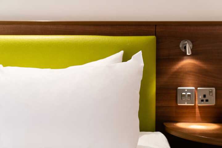 Room 13 of 64