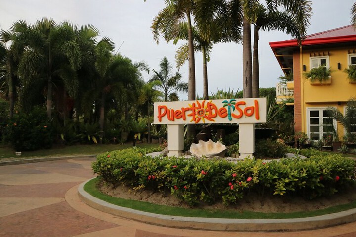 Hotel Exterior 59 of 66