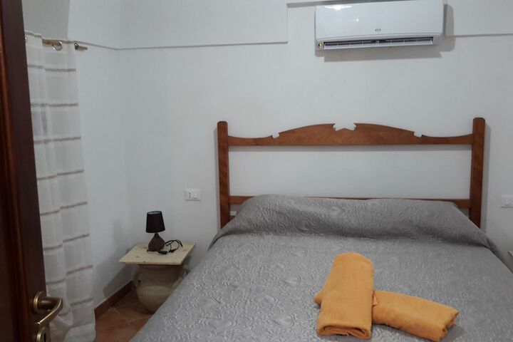 Room 15 of 126