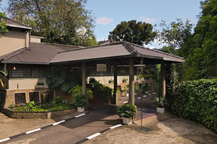Hotel 34 of 49