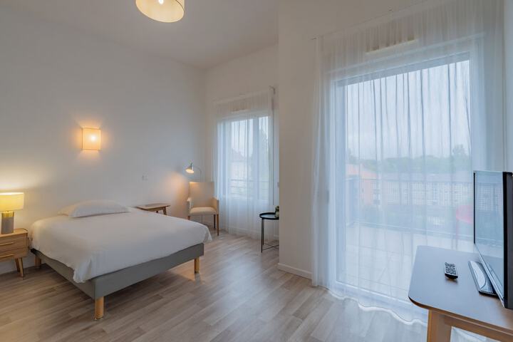 Room 17 of 26
