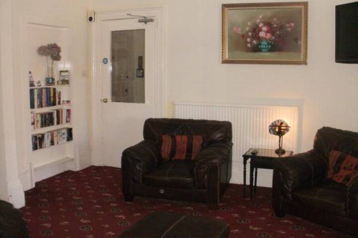 Photo 12