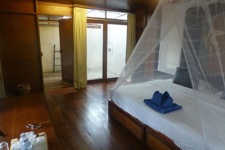 Room 13 of 62