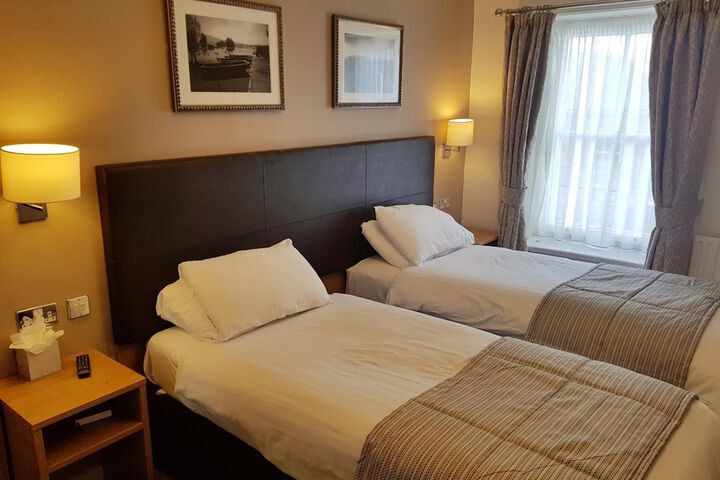 Room 21 of 44