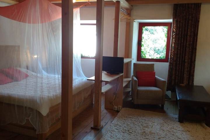 Room 30 of 109