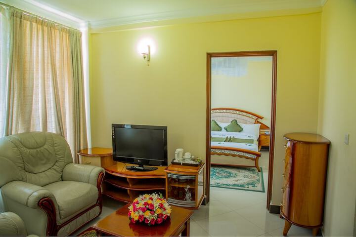 Room 10 of 20