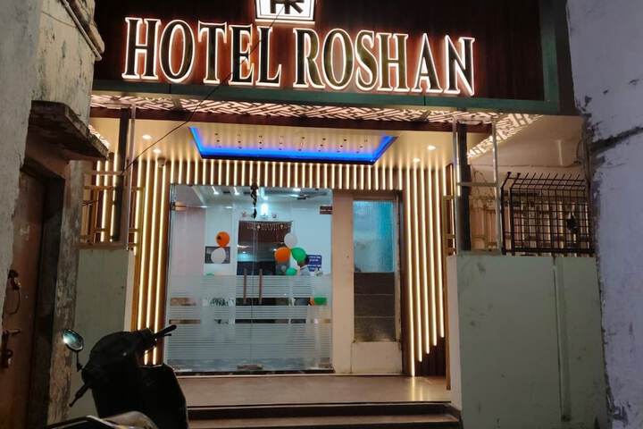 HOTEL ROSHAN in Varanasi