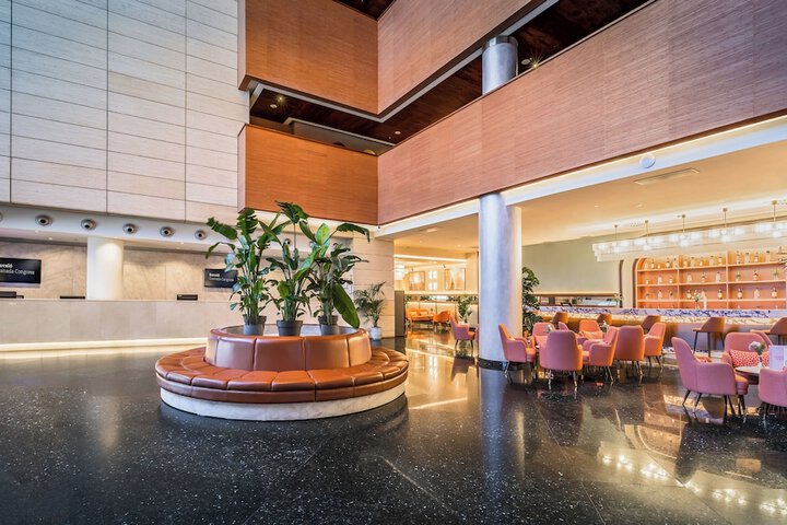 Hotel Interior 4 of 94