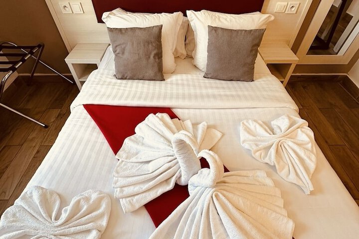Room 15 of 81