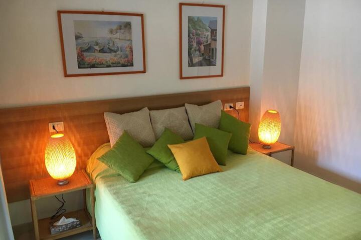 Room 25 of 126