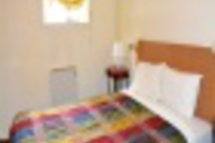 Room 303 of 768