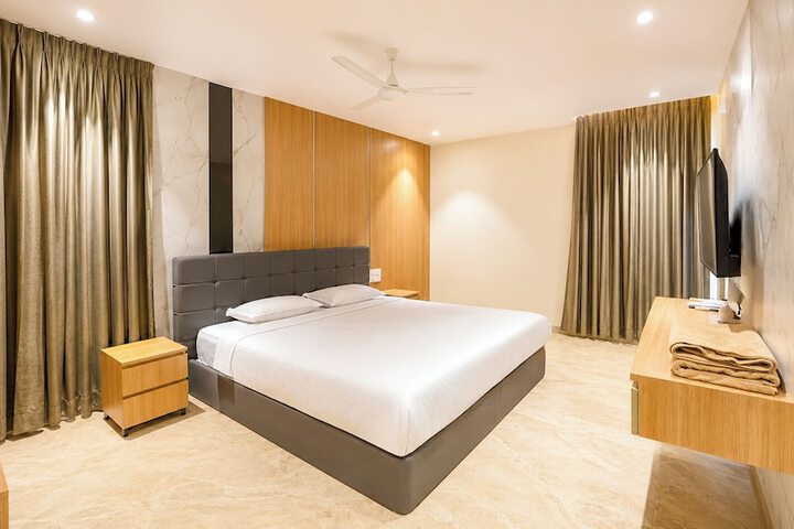 Room 27 of 117