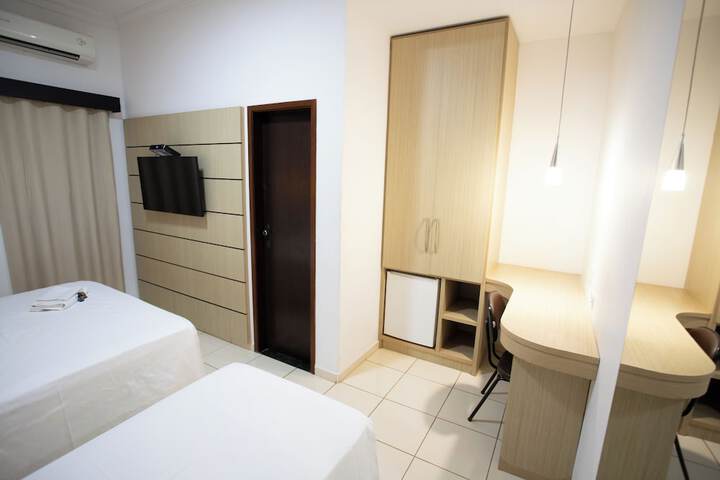 Room 37 of 67