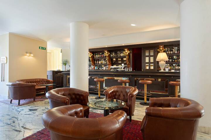 Hotel Lobby