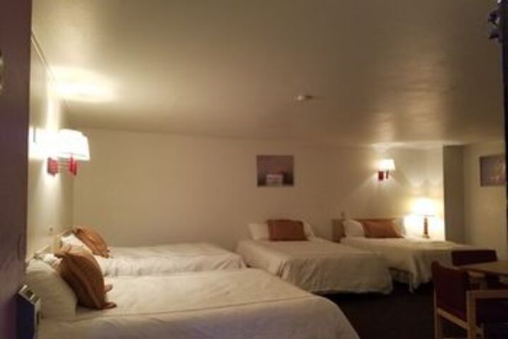 Room 26 of 43