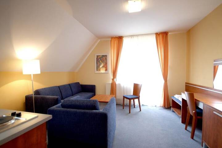 Room 3 of 30