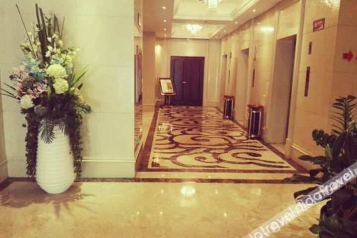 Hotel Interior 4 of 9