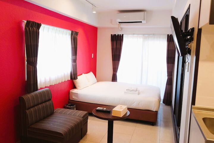 Room 3 of 15