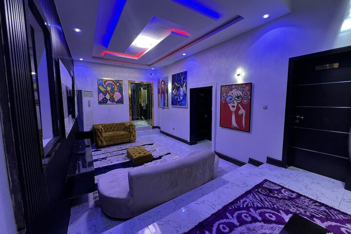 Room 17 of 50