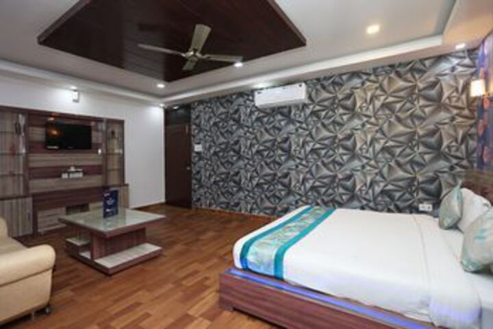 Room 17 of 21